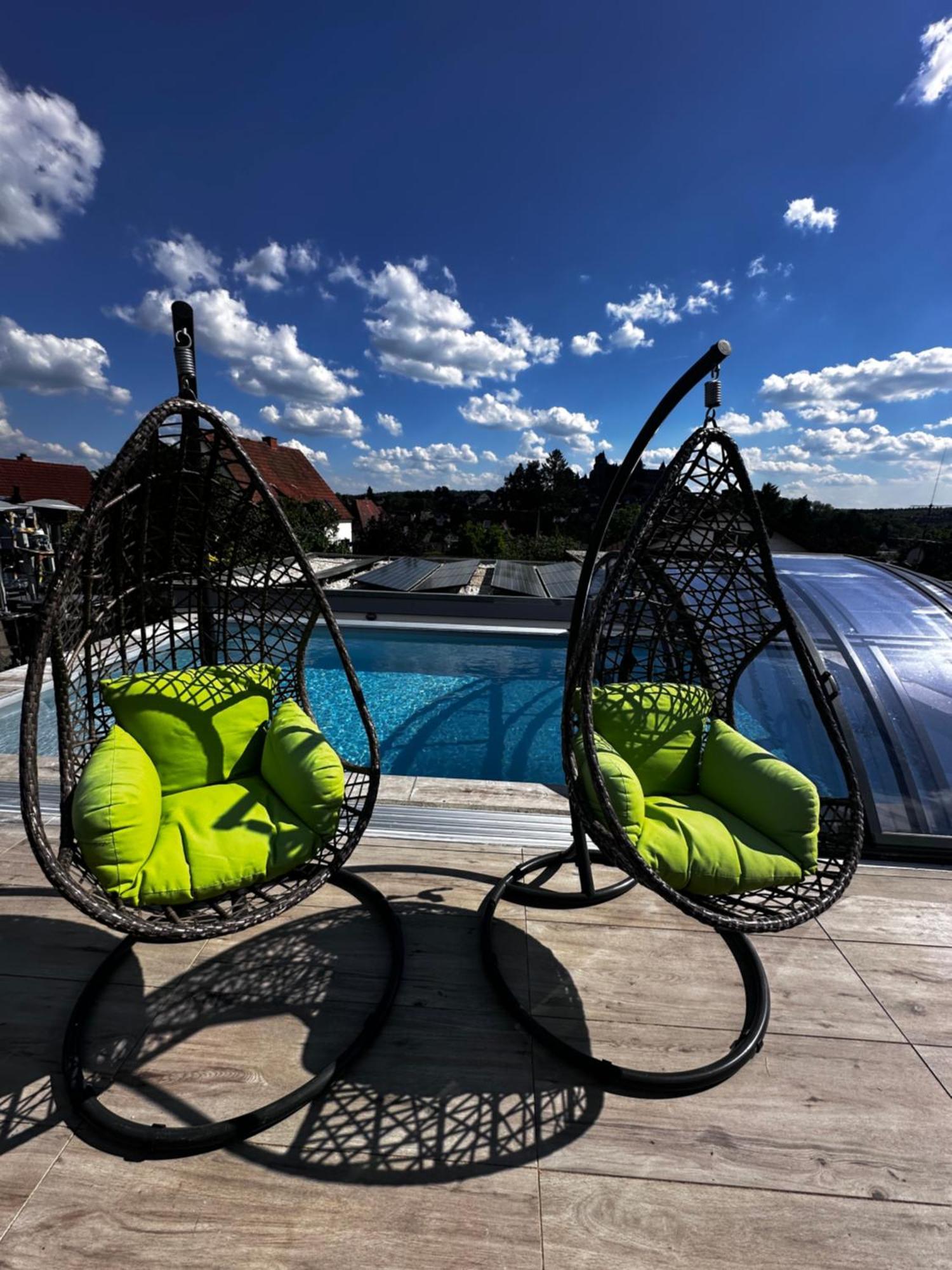 Ferienwohnung Schlossblick - 4 Sterne Sauna Pool Whirlpool Exklusiv Braunfels Exterior photo